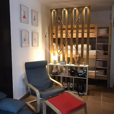 Area Nevada Premium Apartment